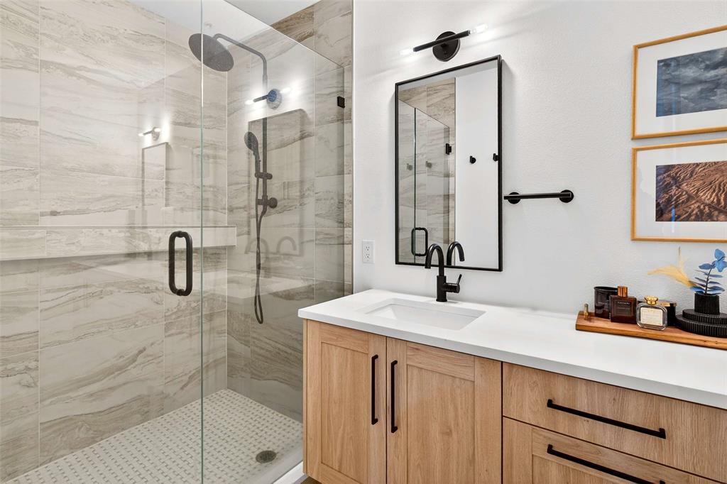 419 West 9th Street, Unit 102 Dallas, TX 75208 - Photo 14 of 27