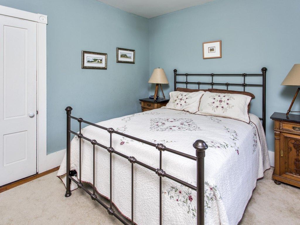 25 School Street Boothbay, ME 04544 - Photo 28 of 37 Bedroom