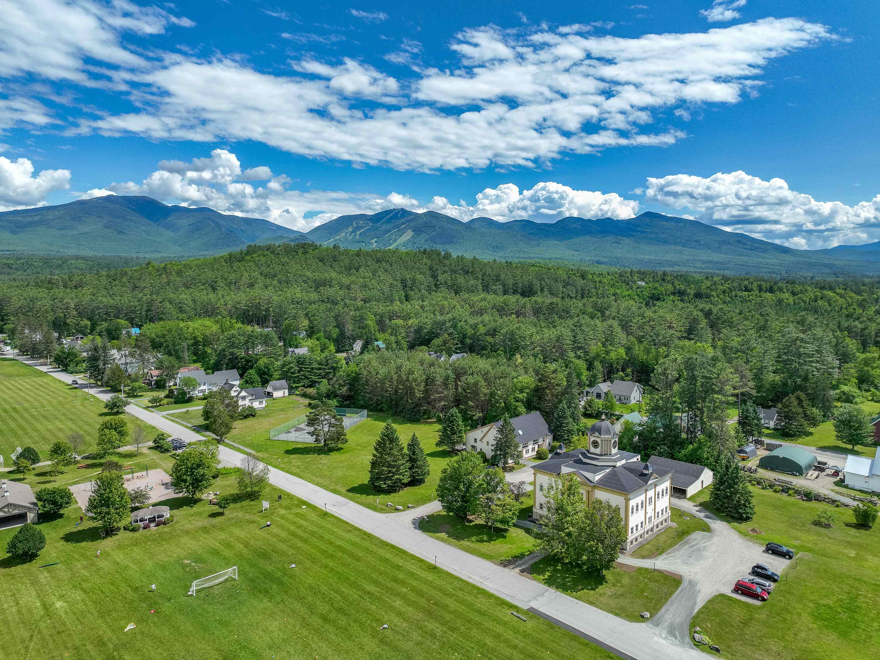 32 Academy Street, Unit M Franconia, NH 03580 - Photo 4 of 25