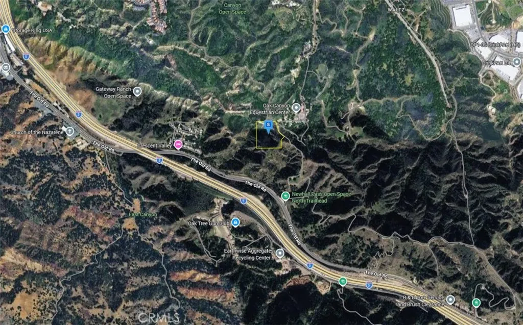 23500 Meaford Newhall, CA 91321 - Photo 3 of 4