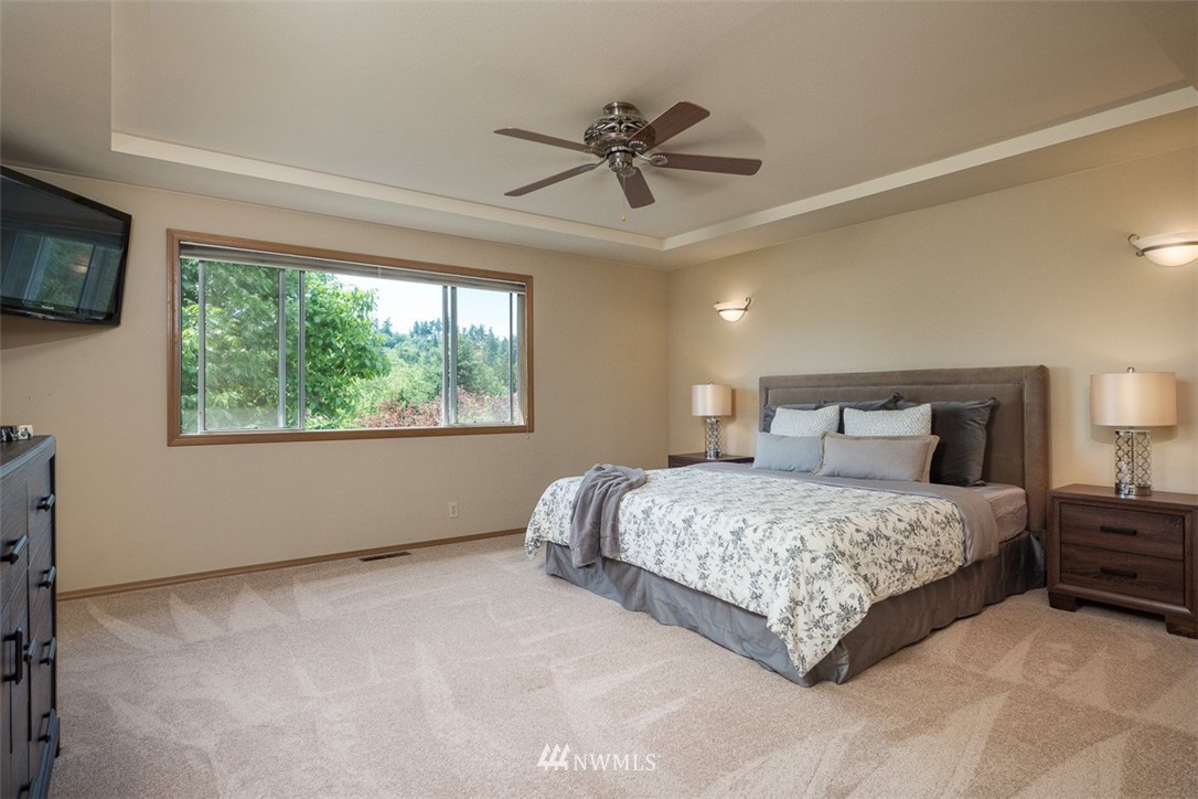 10105 Northeast 153rd Street Bothell, WA 98011 - Photo 15 of 25 Gallery Image 15