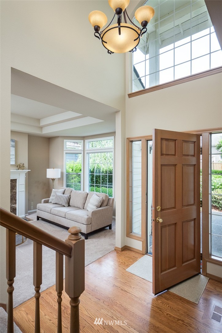 10105 Northeast 153rd Street Bothell, WA 98011 - Photo 3 of 25 Gallery Image 3