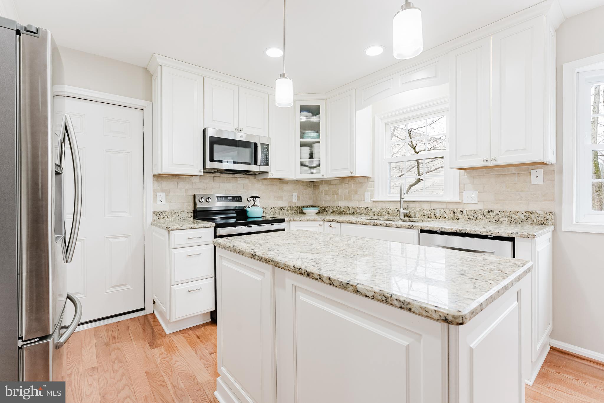 7200 Duck Court Springfield, VA 22152 - Photo 12 of 62