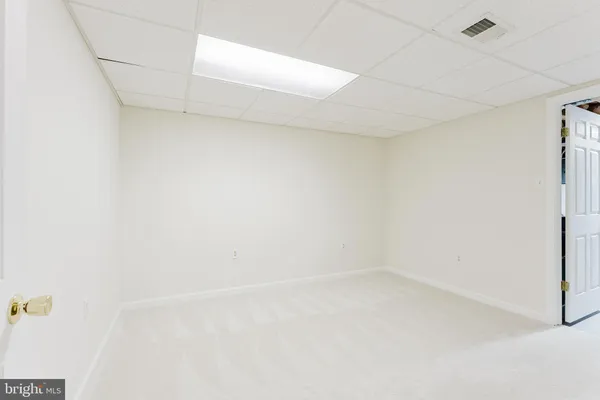 $914,888 | 7200 Duck Court, Springfield, VA 22152