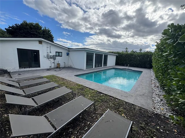 $4,750 | 575 Northeast 179th Drive, North Miami Beach, FL 33162