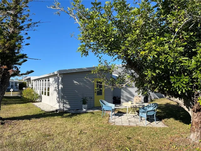 $168,000 | 818 Jolanda Circle, Venice, FL 34285