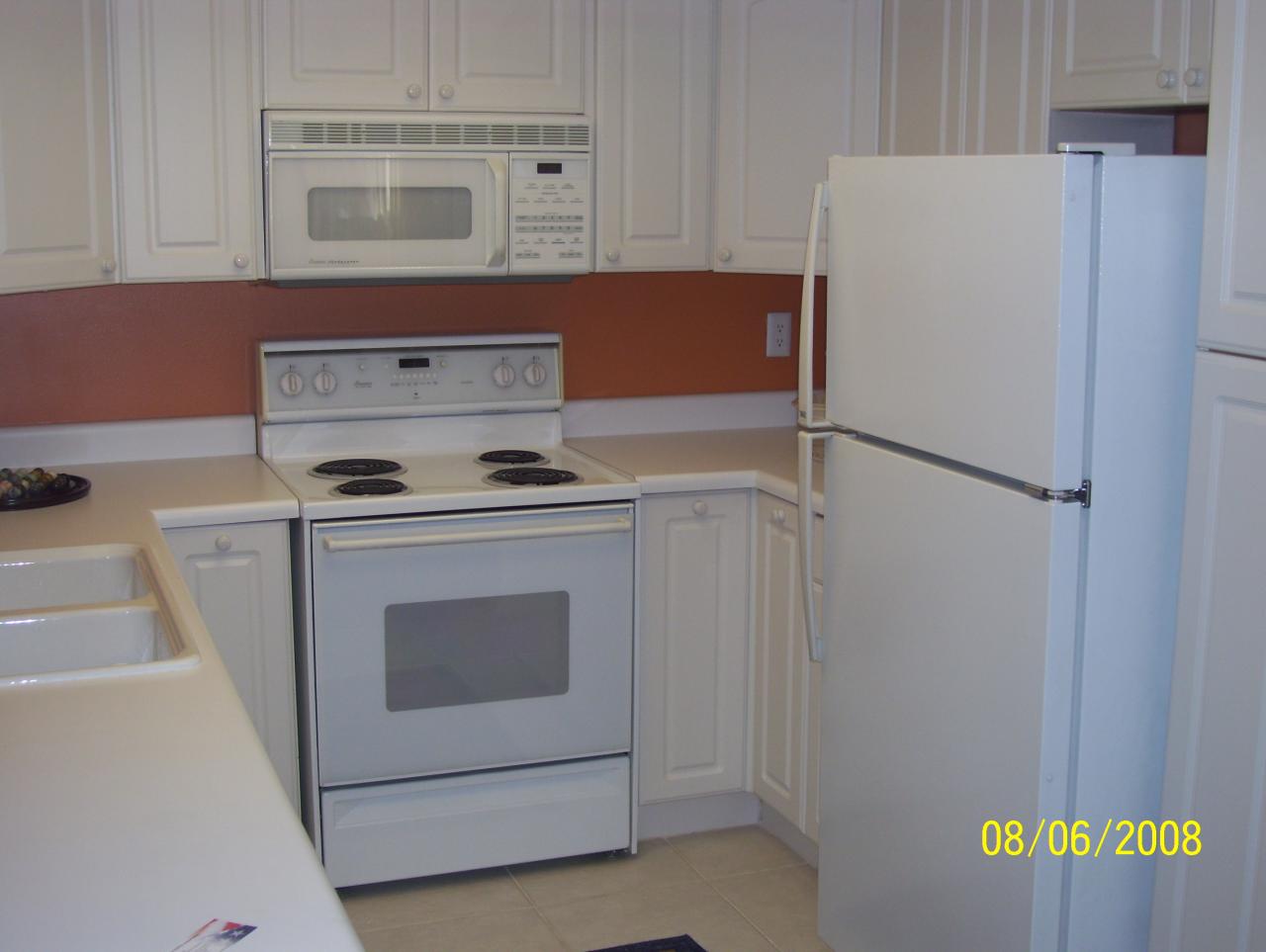 7950 East Camelback Road, Unit 106 Scottsdale, AZ 85251 - Photo 3 of 25 Kitchen 2