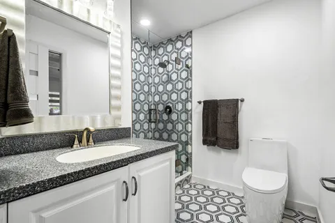 $280,000 | 13112 Sentry Palm Court, Unit B, Delray Beach, FL 33484