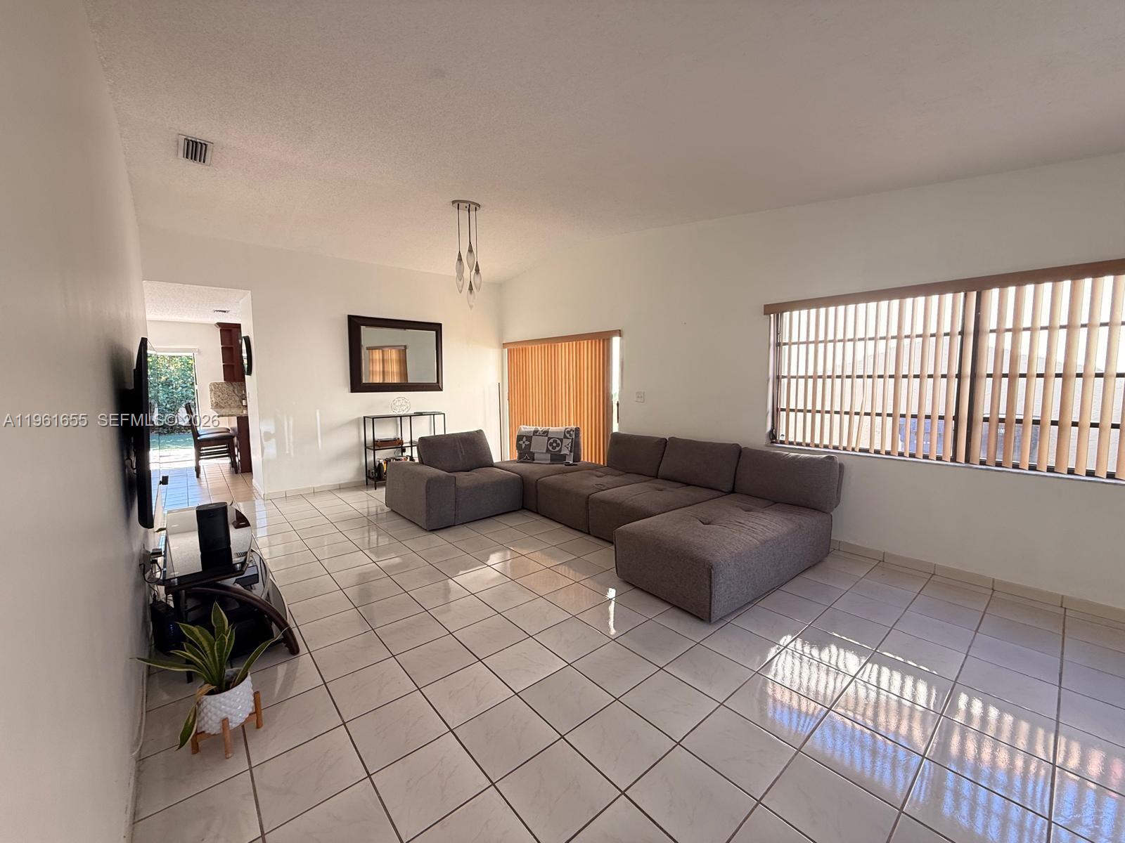 13320 Southwest 26th Terrace Miami, FL 33175 - Photo 9 of 25