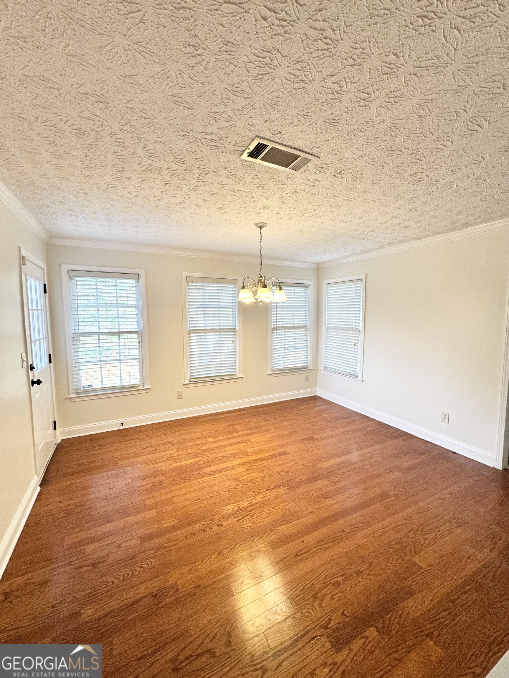 6284 Southland Ridge Stone Mountain, GA 30087 - Photo 8 of 25