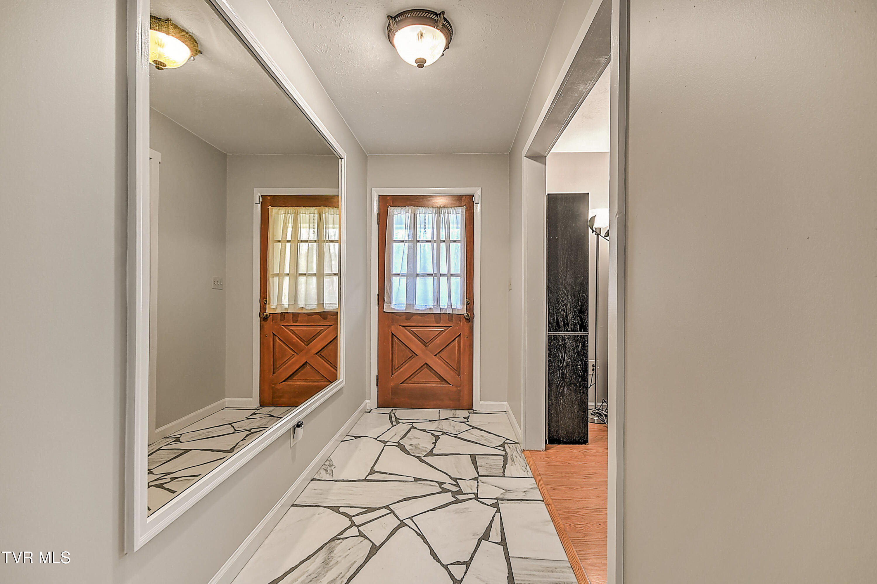 4158 Ridge Road Kingsport, TN 37660 - Photo 3 of 40 4158 Ridge Rd JC-5