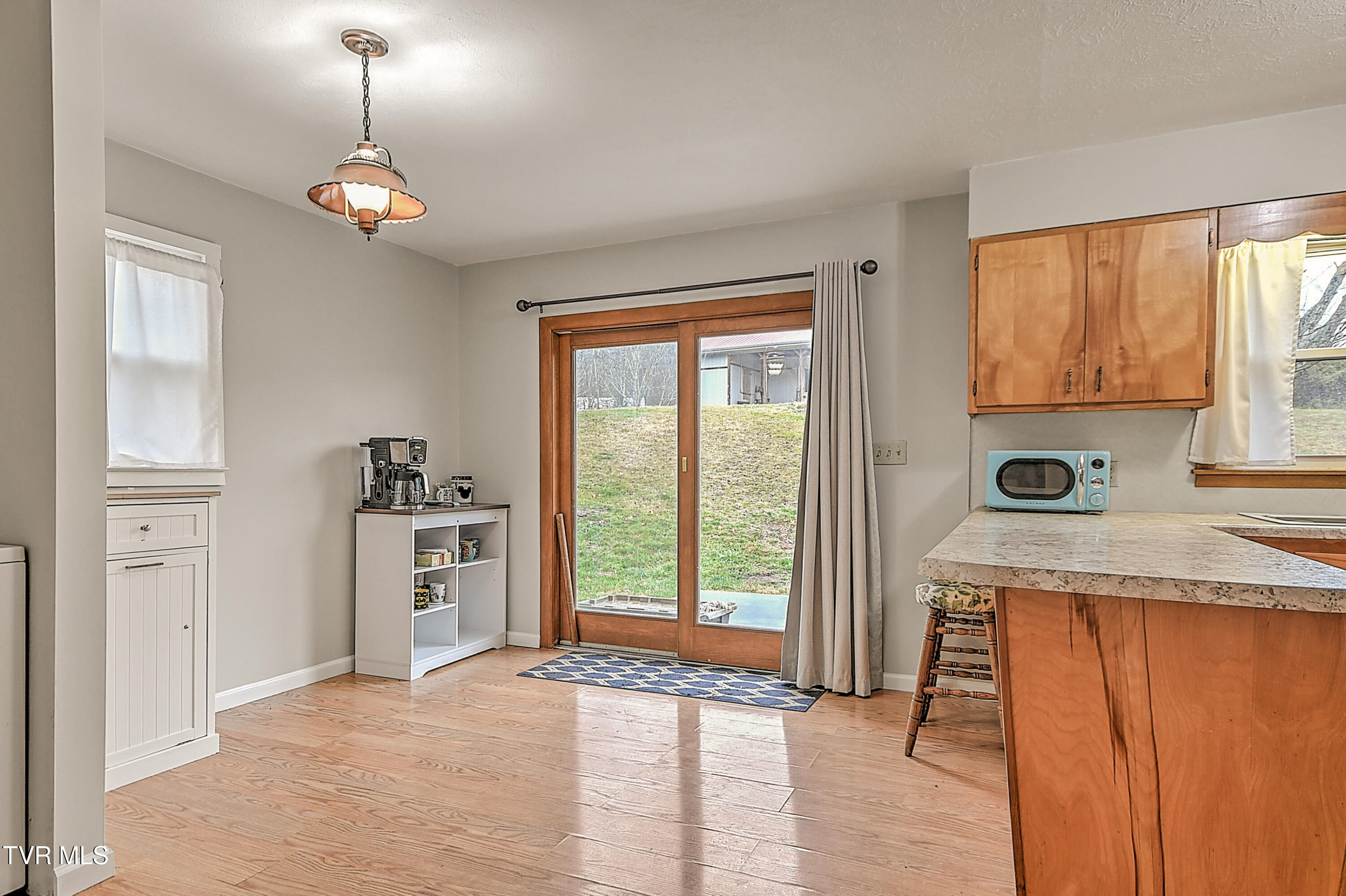 4158 Ridge Road Kingsport, TN 37660 - Photo 9 of 40 4158 Ridge Rd JC-11