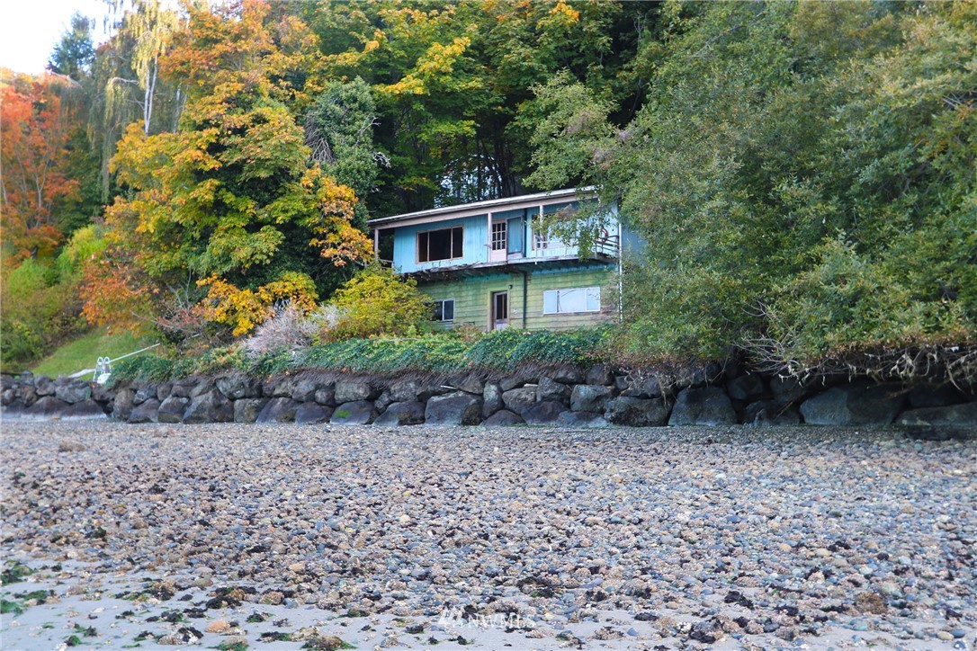 19001 Sunset Road Southwest Vashon, WA 98070 - Photo 15 of 18 Gallery Image 15