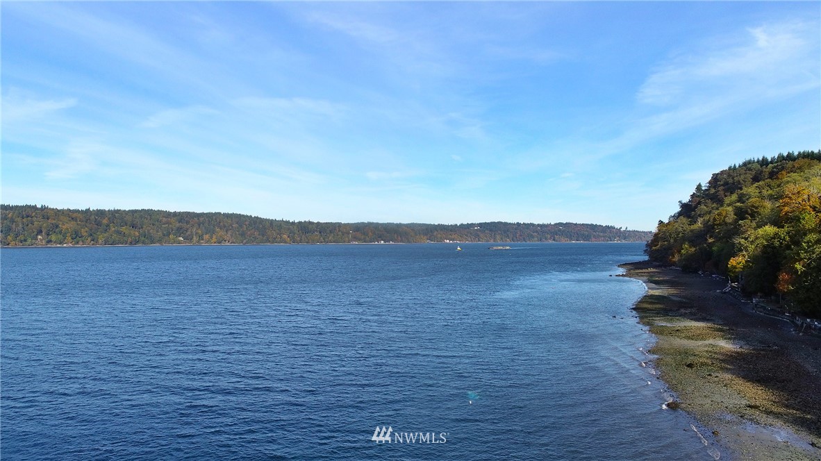 19001 Sunset Road Southwest Vashon, WA 98070 - Photo 8 of 18 Gallery Image 8