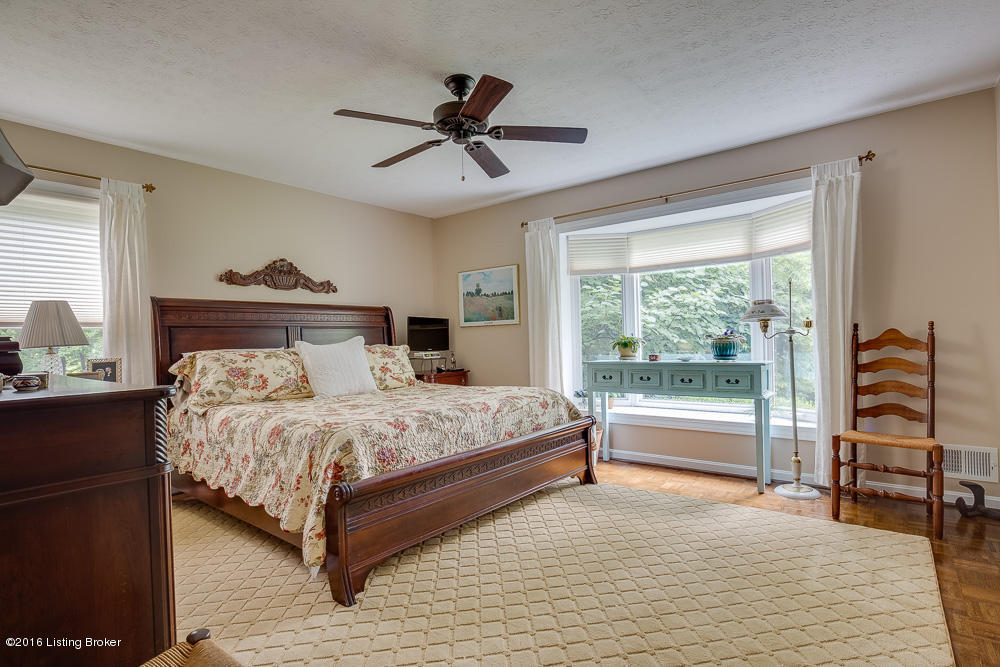 17021 Dry Ridge Road Louisville, KY 40299 - Photo 25 of 58 Small-23