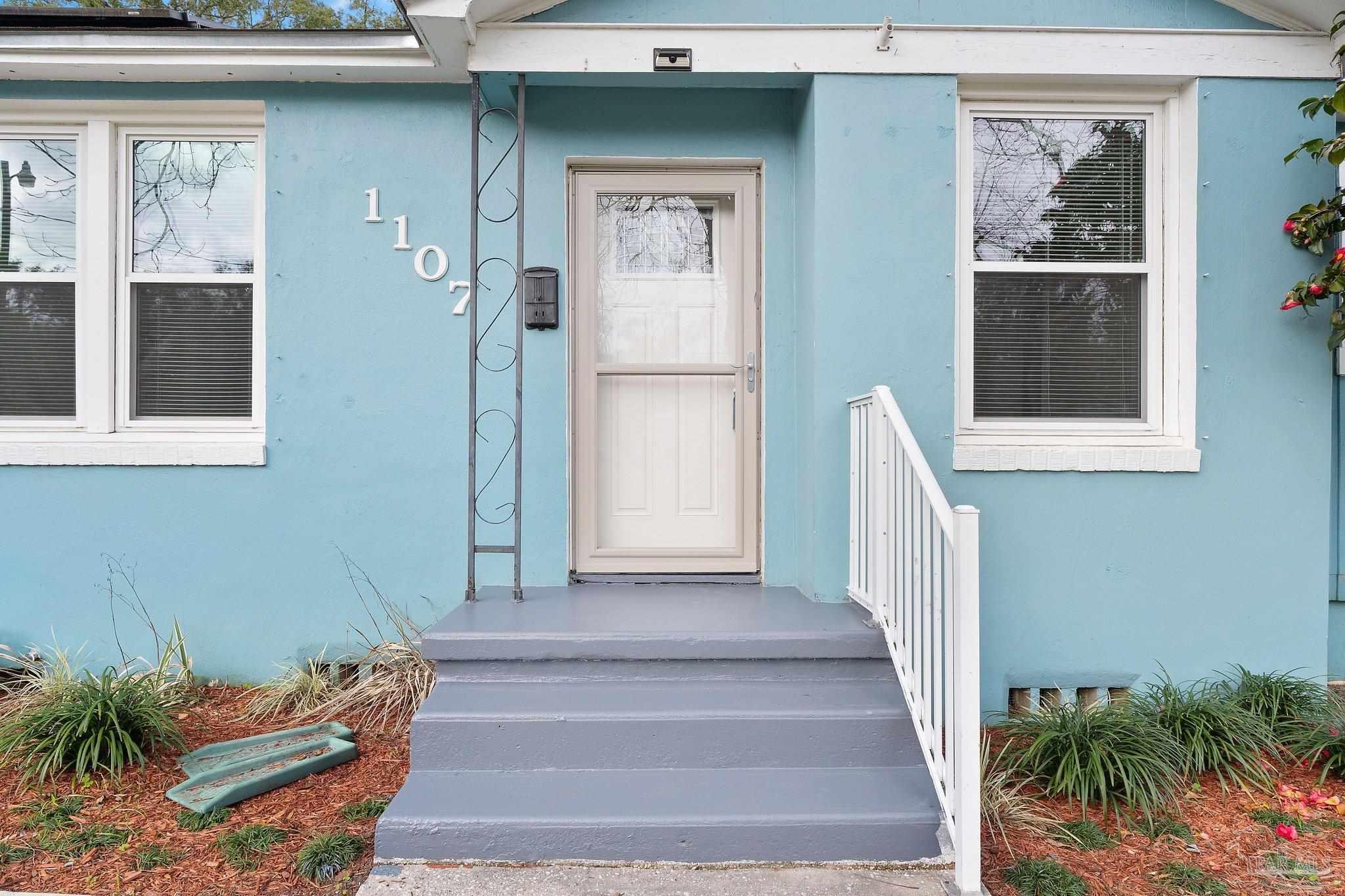 1107 South Old Corry Field Road Pensacola, FL 32507 - Photo 4 of 25 Gallery Image 4