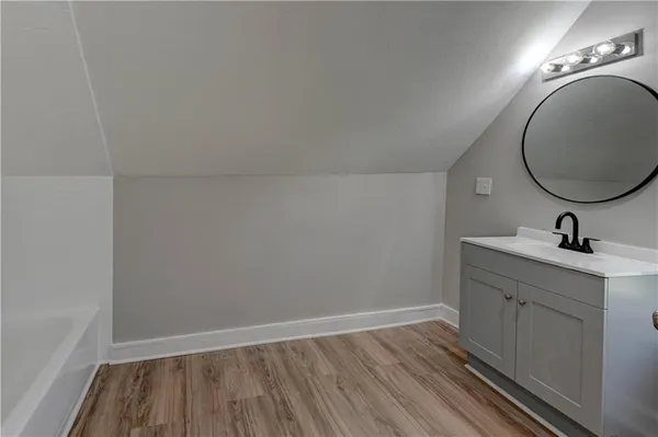 $230,000 | 1020 South McCoy Street, Independence, MO 64050