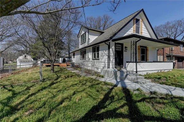 $230,000 | 1020 South McCoy Street, Independence, MO 64050