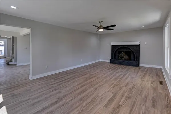 $230,000 | 1020 South McCoy Street, Independence, MO 64050