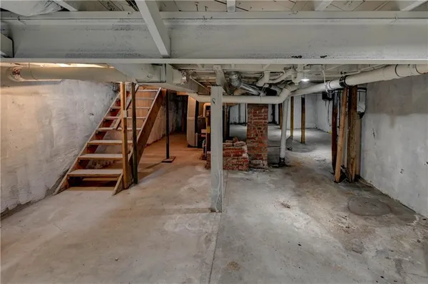 $220,000 | 1020 South McCoy Street, Independence, MO 64050