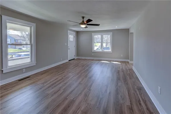 $230,000 | 1020 South McCoy Street, Independence, MO 64050