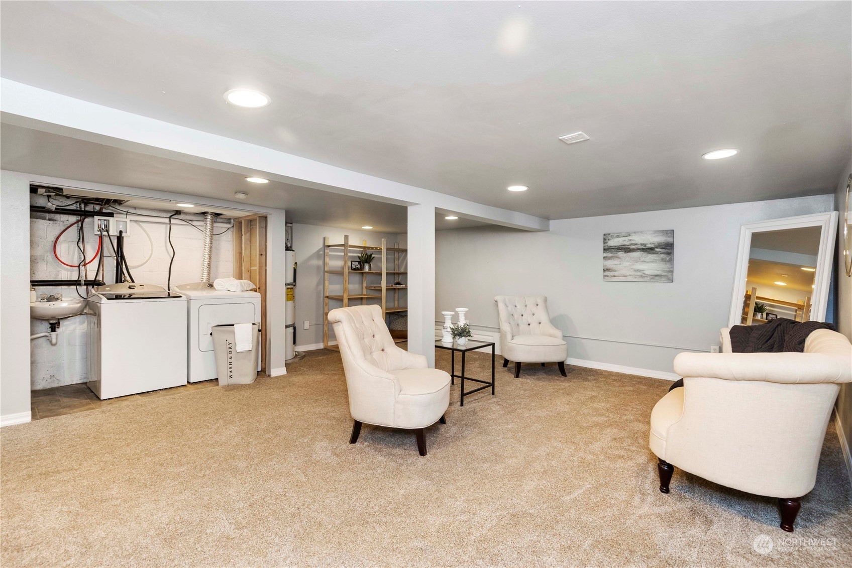 313 Earlington Avenue Southwest Renton, WA 98057 - Photo 21 of 35 a living room with furniture and white walls