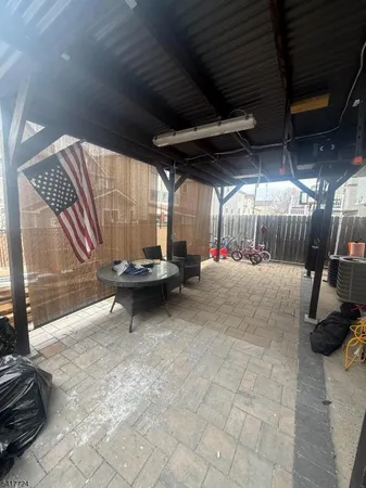 $2,600 | 524 Broadway, Elizabeth Port, NJ 07206