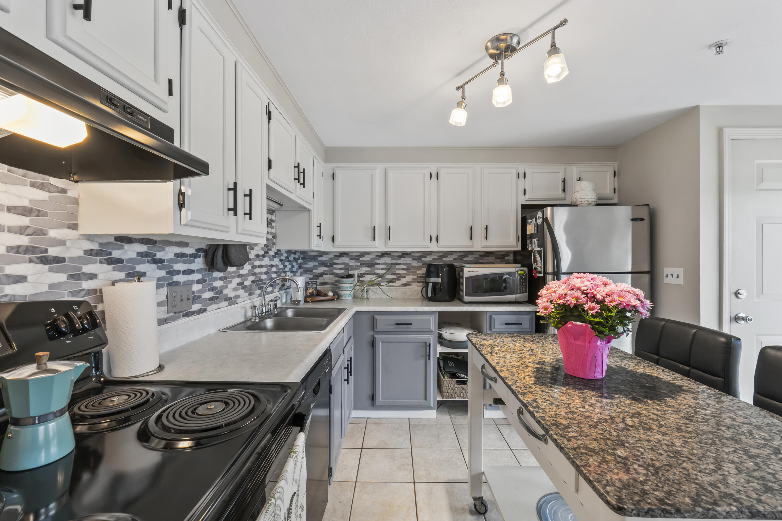 16 Mill Street, Unit 32 Springvale, ME 04083 - Photo 22 of 40