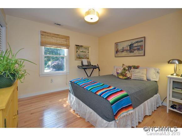 166 Broyles Road Hendersonville, NC 28791 - Photo 11 of 24 Gallery Image 11