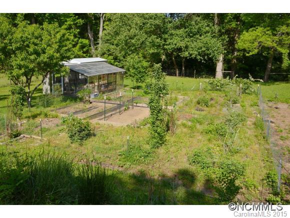 166 Broyles Road Hendersonville, NC 28791 - Photo 19 of 24 Gallery Image 19