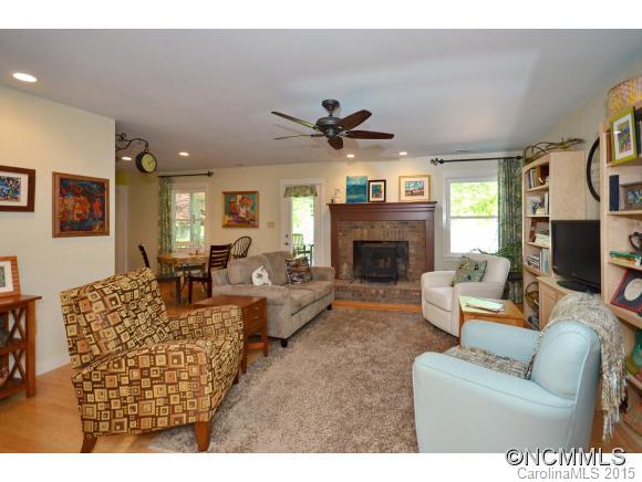166 Broyles Road Hendersonville, NC 28791 - Photo 3 of 24 Gallery Image 3