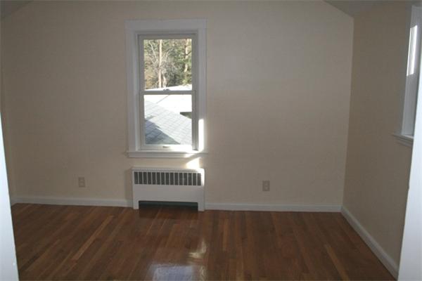 25 Oxbow Road Lynnfield, MA 01940 - Photo 9 of 11 Gallery Image 9