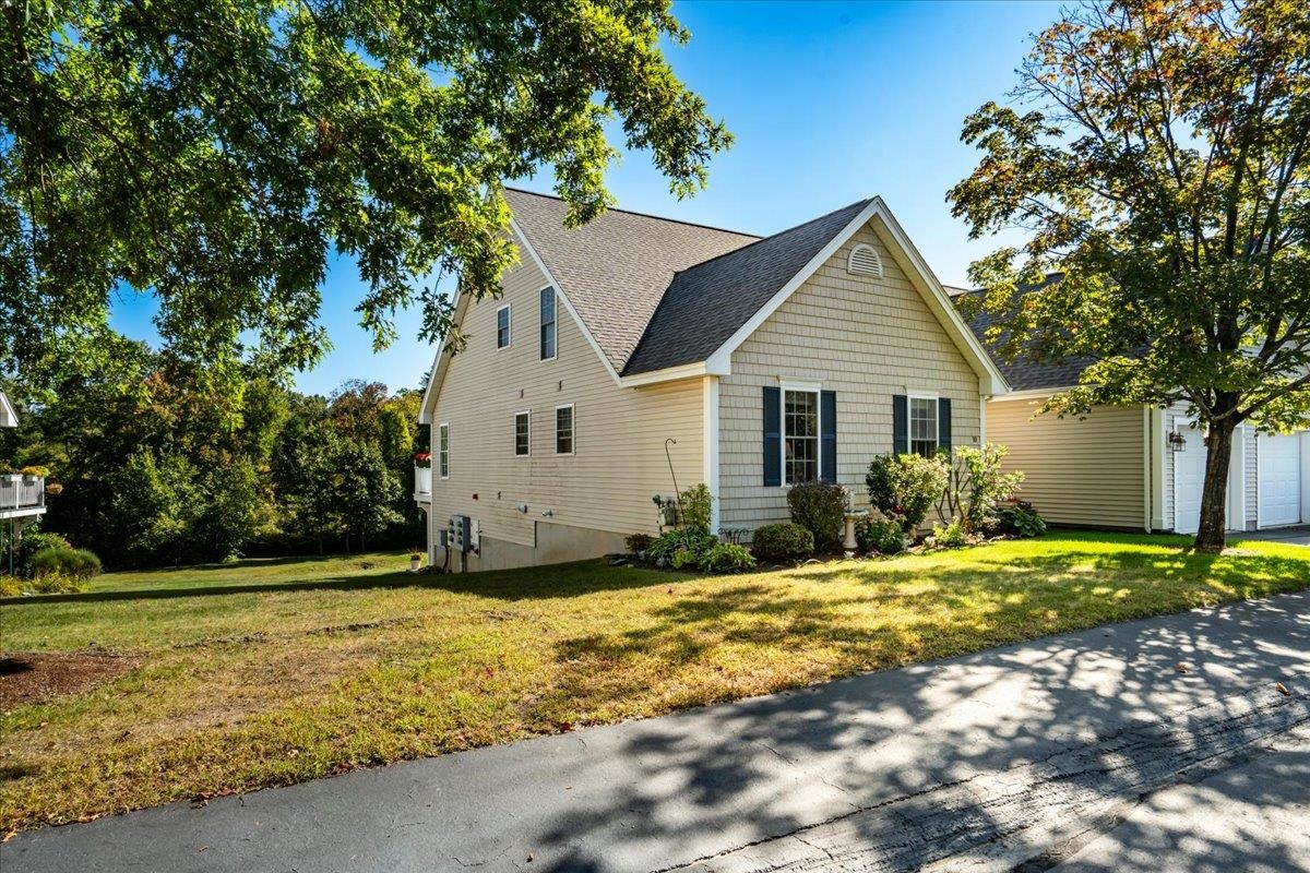 71 North High Street, Unit 10 Derry, NH 03038 - Photo 2 of 50