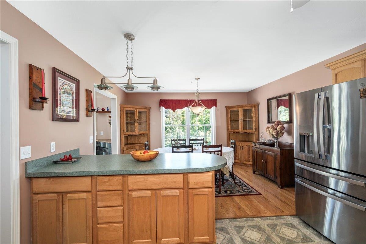 71 North High Street, Unit 10 Derry, NH 03038 - Photo 10 of 50