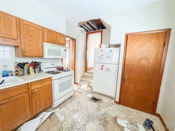 $124,900 | 130 Park Place, Auburn, NY 13021