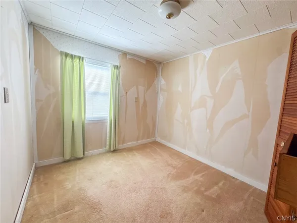 $124,900 | 130 Park Place, Auburn, NY 13021