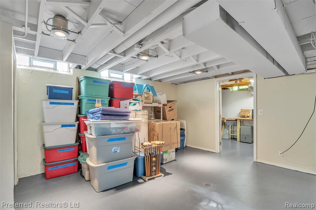 41815 Cherry Hill Road Novi, MI 48375 - Photo 40 of 57 Gallery Image 40