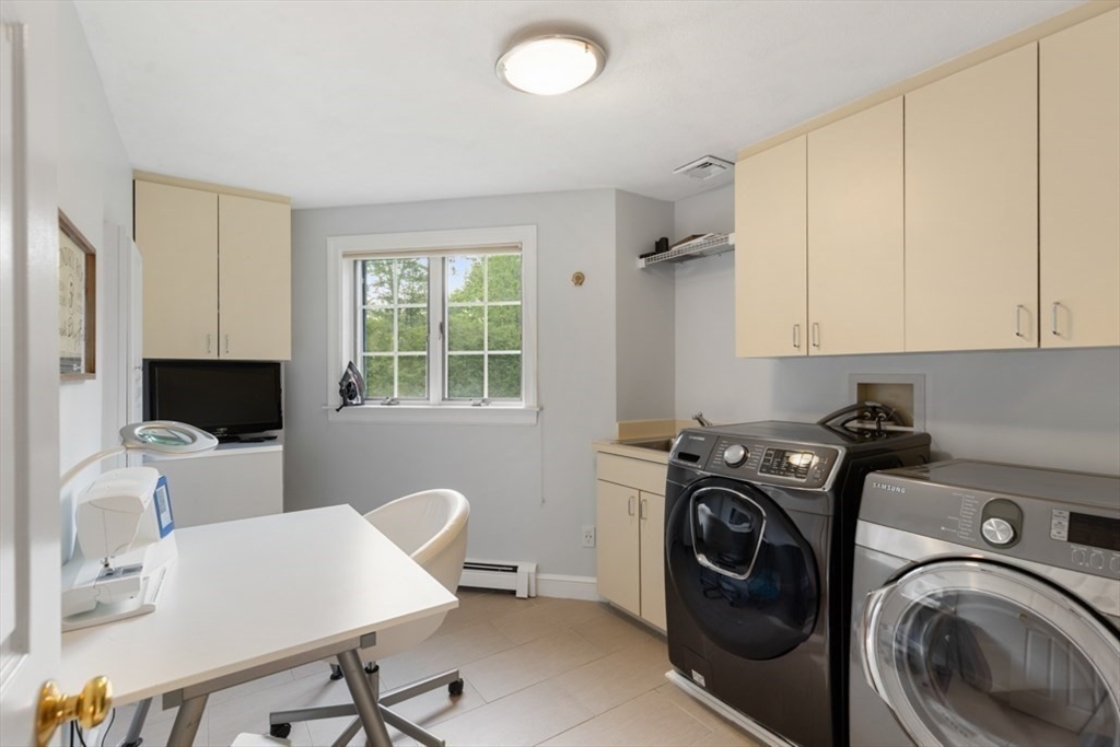 3 Stafford Road Lynnfield, MA 01940 - Photo 30 of 41