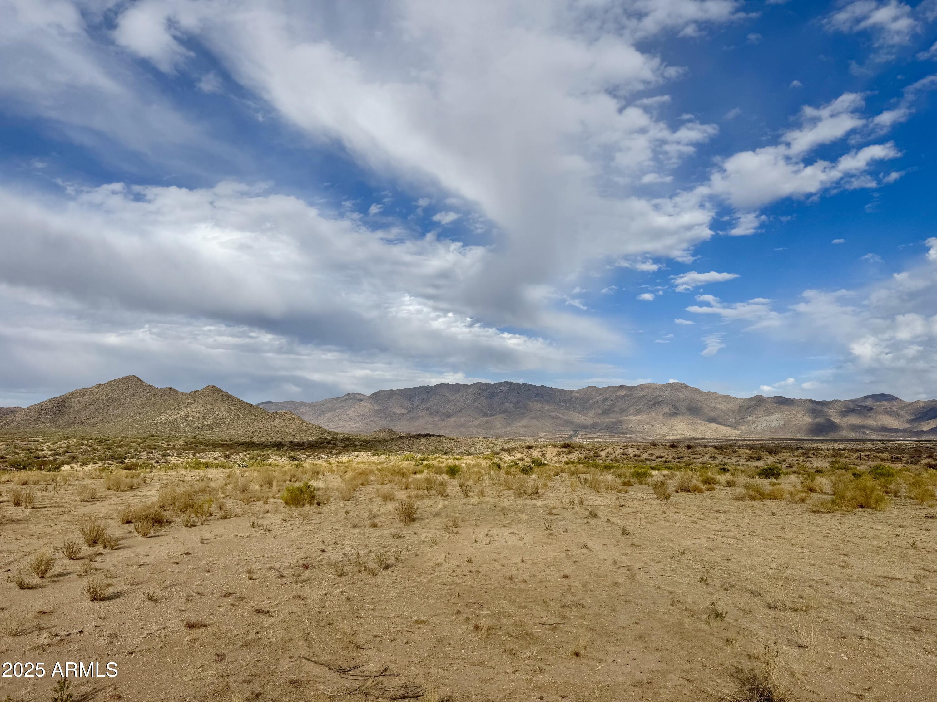 22110 Sunrise Road Congress, AZ 85332 - Photo 7 of 28 IMG_7335