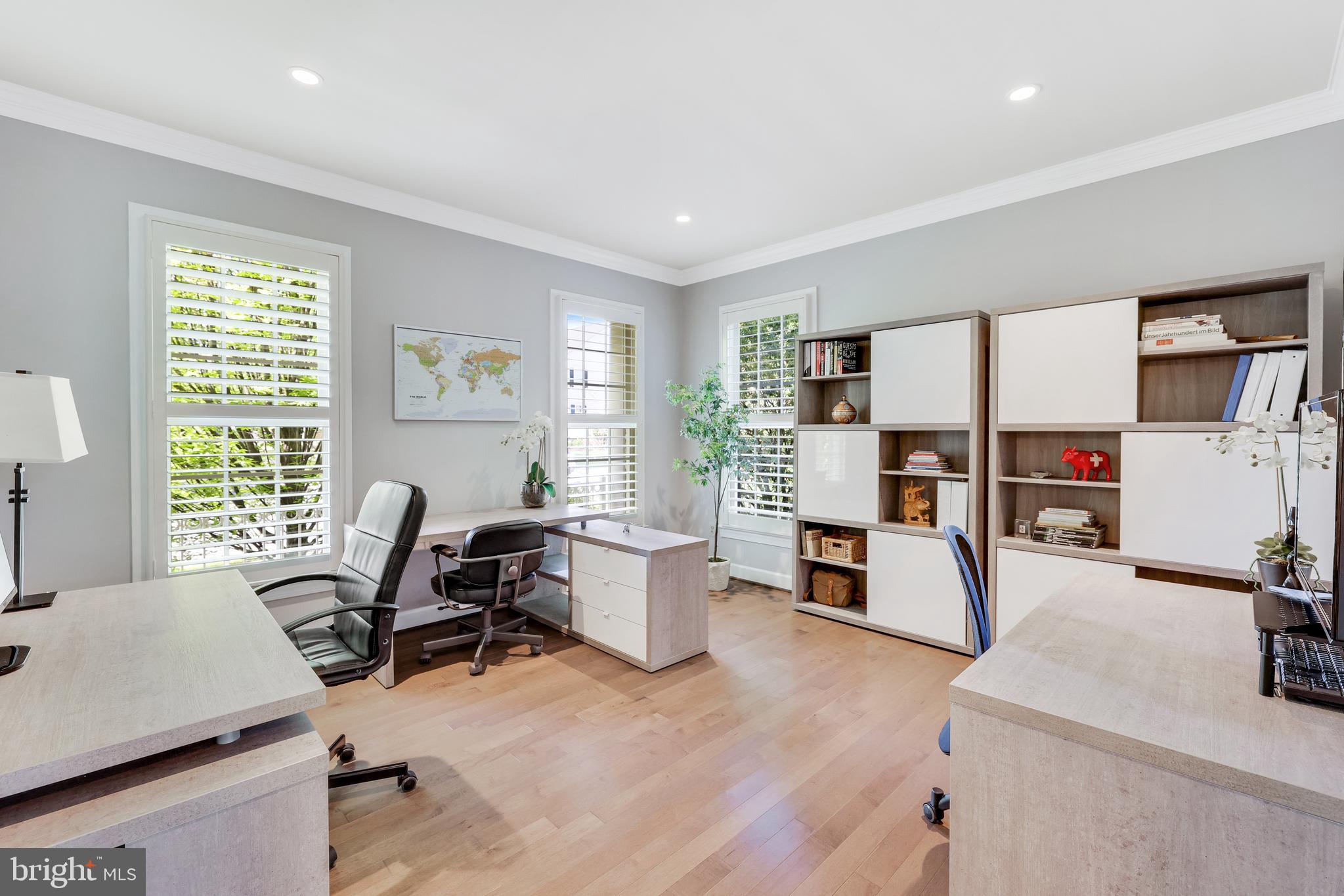 22985 Lois Lane Brambleton, VA 20148 - Photo 13 of 85