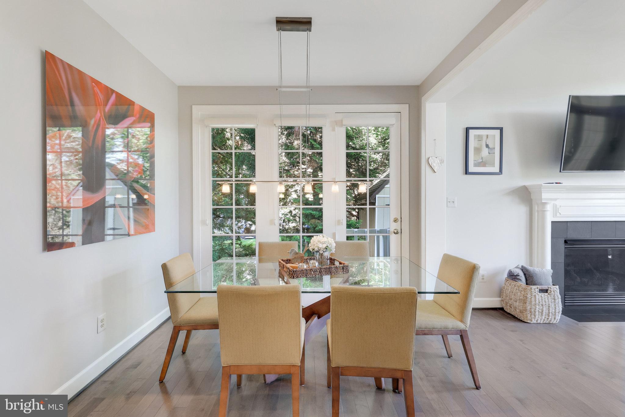 22985 Lois Lane Brambleton, VA 20148 - Photo 15 of 85