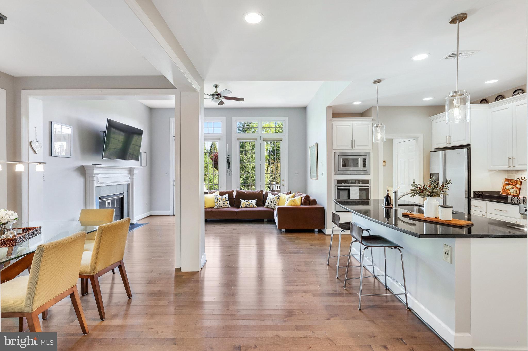 22985 Lois Lane Brambleton, VA 20148 - Photo 18 of 85