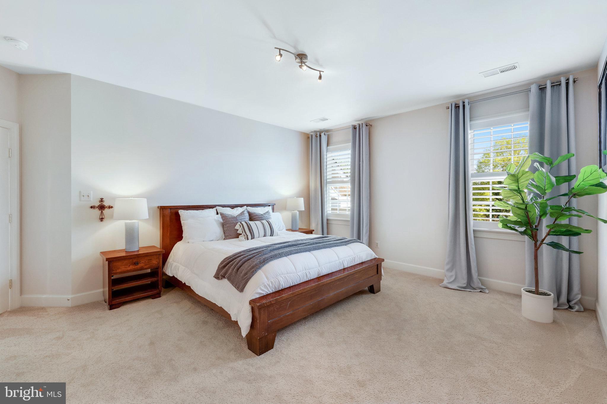 22985 Lois Lane Brambleton, VA 20148 - Photo 32 of 85