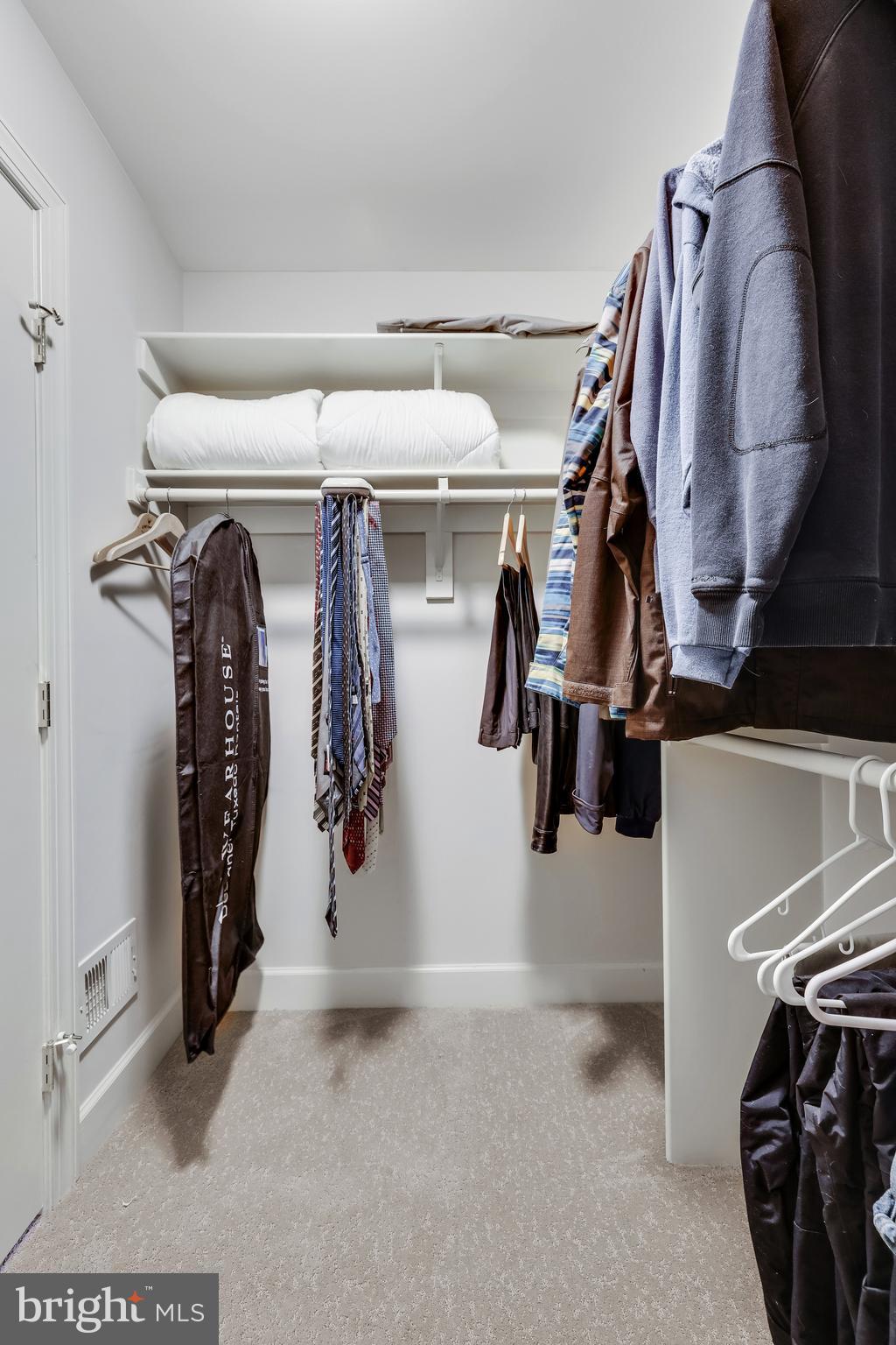 22985 Lois Lane Brambleton, VA 20148 - Photo 42 of 85