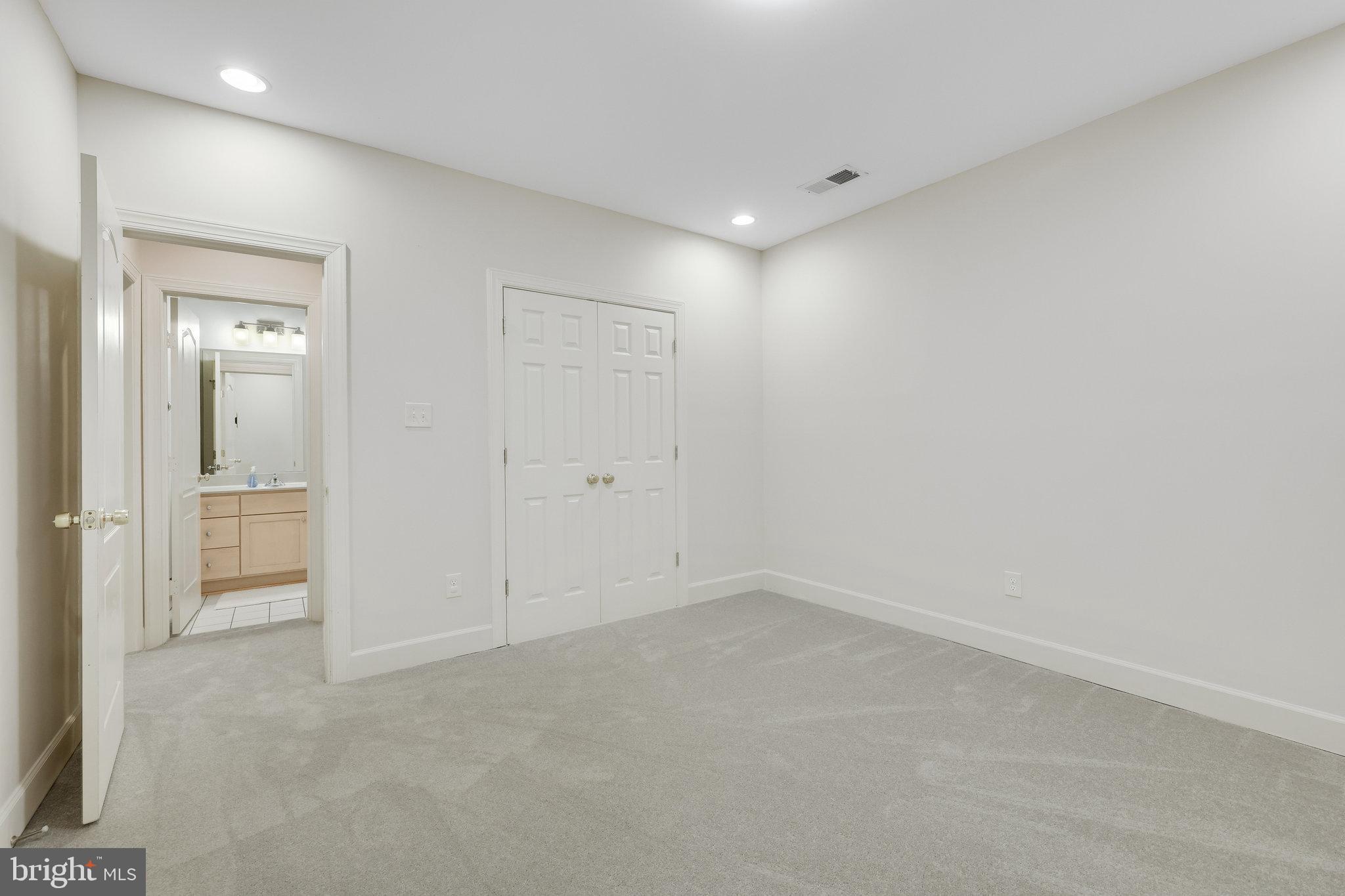 22985 Lois Lane Brambleton, VA 20148 - Photo 65 of 85