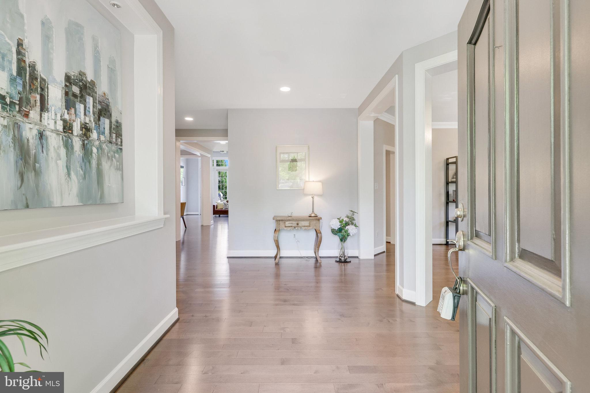 22985 Lois Lane Brambleton, VA 20148 - Photo 7 of 85