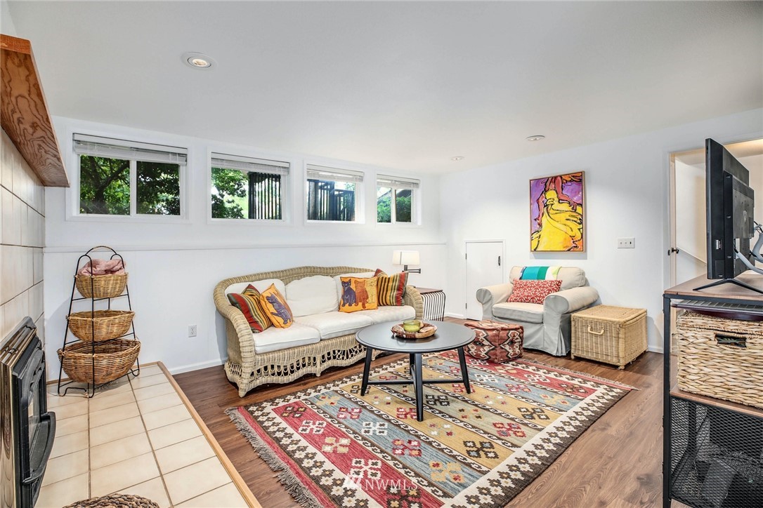 9050 Northeast 195th Street Bothell, WA 98011 - Photo 20 of 30 Gallery Image 20