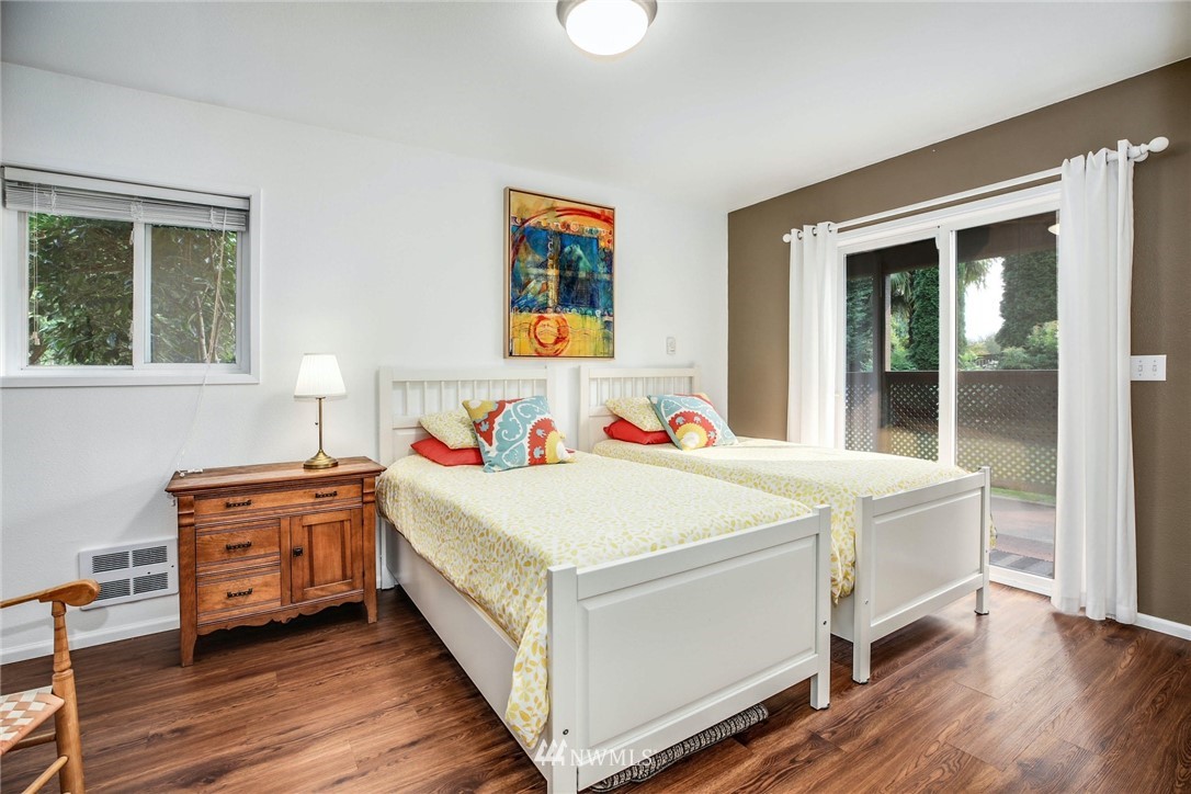 9050 Northeast 195th Street Bothell, WA 98011 - Photo 23 of 30 Gallery Image 23