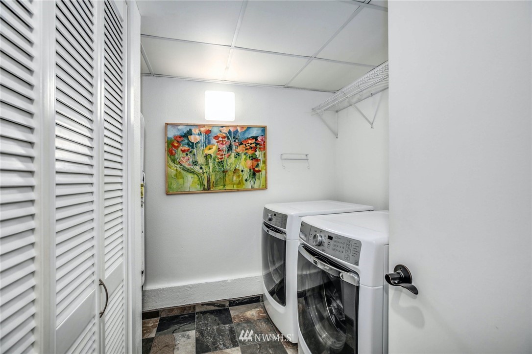 9050 Northeast 195th Street Bothell, WA 98011 - Photo 25 of 30 Gallery Image 25
