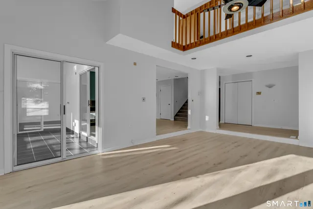 $595,000 | 603 Lake Drive, Guilford, CT 06437